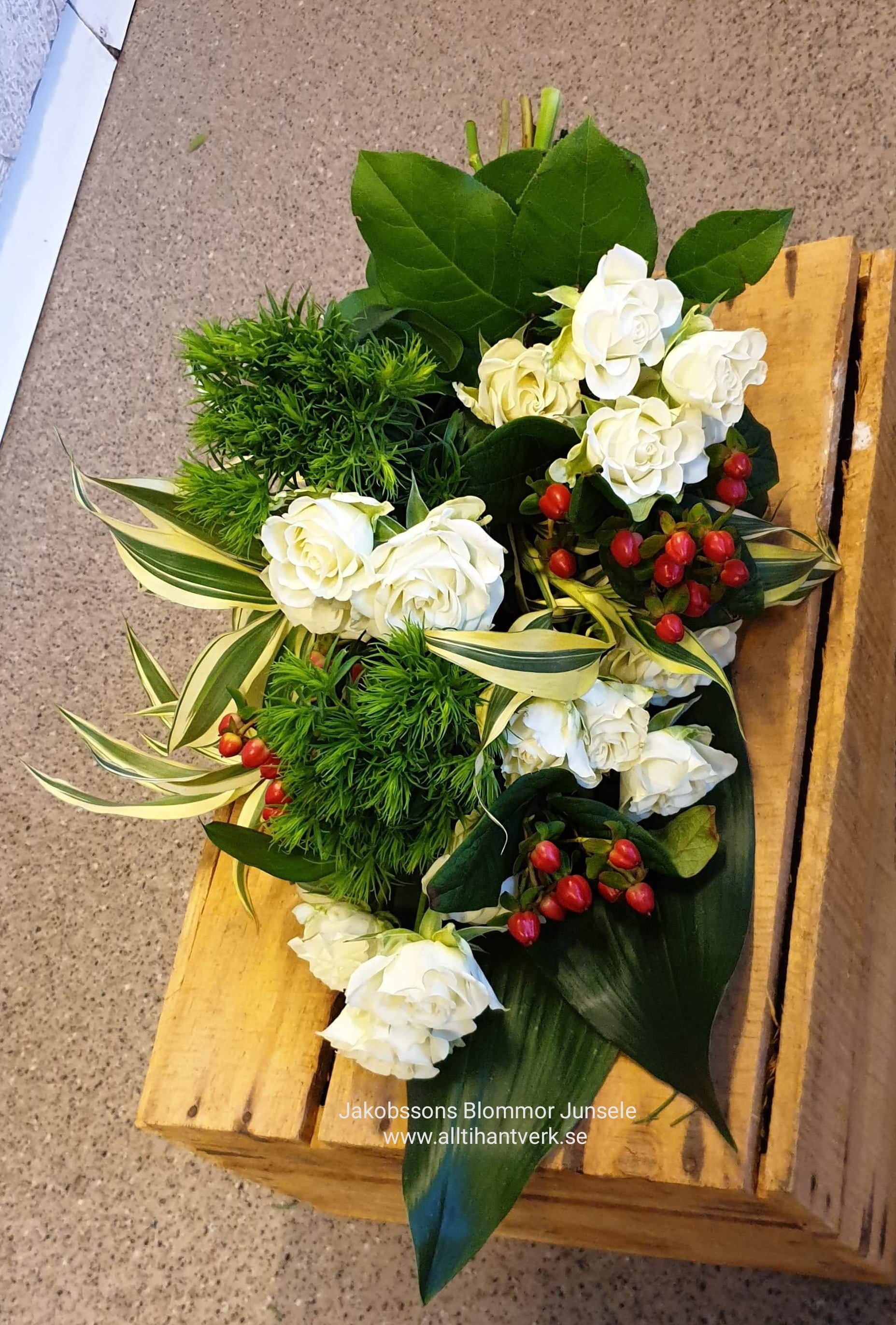 Sorg bukett junsele blomsterbutik